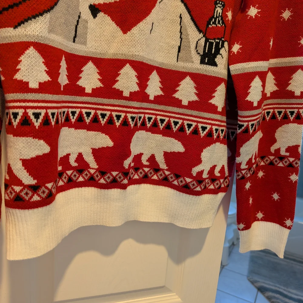 Coca Cola Red and White Crewneck Sweater with Polar Bear Design - Picture 8 of 8